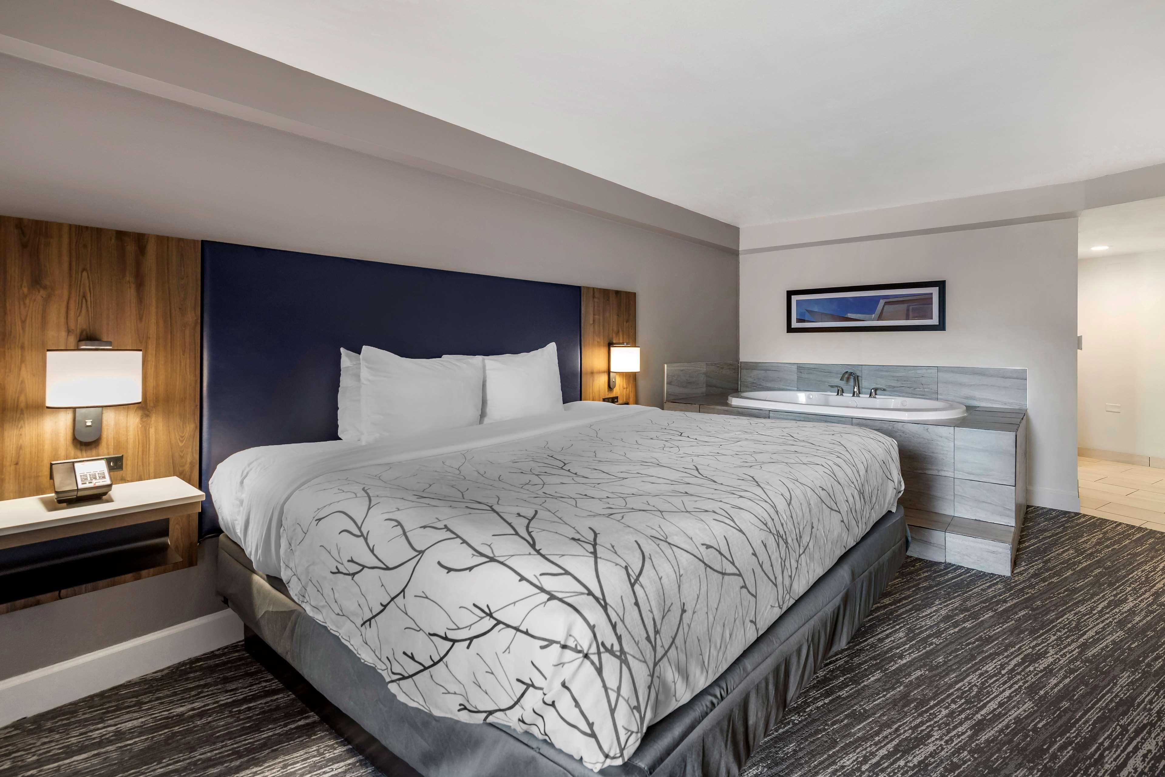 เบสต์ เวสเทิร์น พรีเมียร์ เดนเวอร์ อีสต์ Hotel ภายนอก รูปภาพ