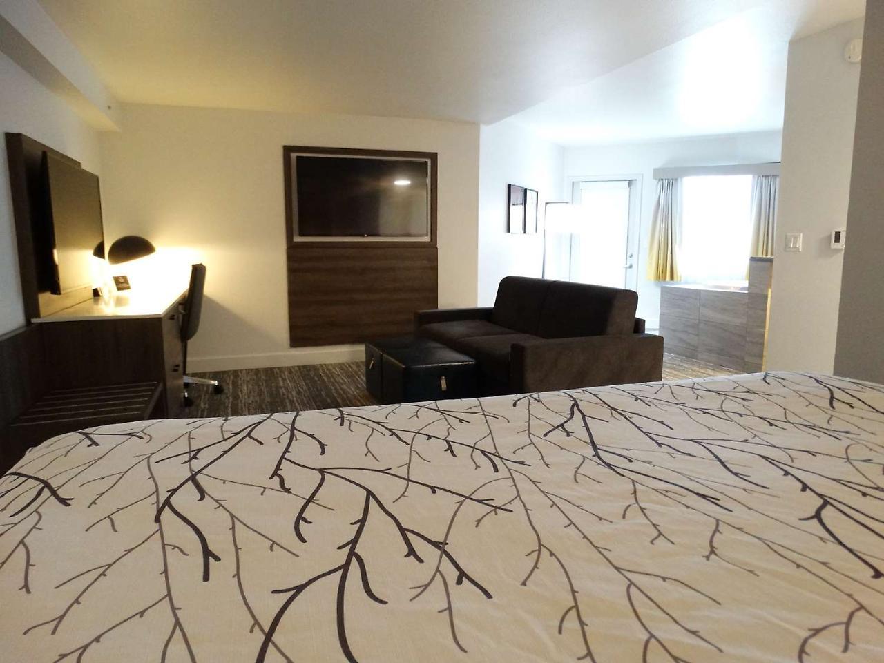 เบสต์ เวสเทิร์น พรีเมียร์ เดนเวอร์ อีสต์ Hotel ภายนอก รูปภาพ